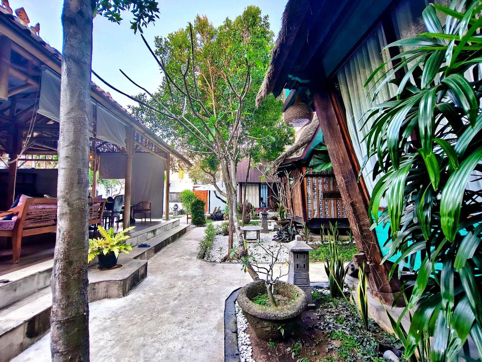 Panda Lumbung Bed & Breakfast Sanur  Bagian luar foto