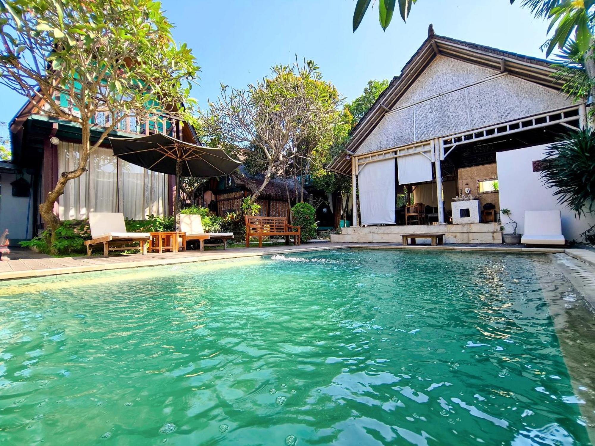 Panda Lumbung Bed & Breakfast Sanur  Bagian luar foto