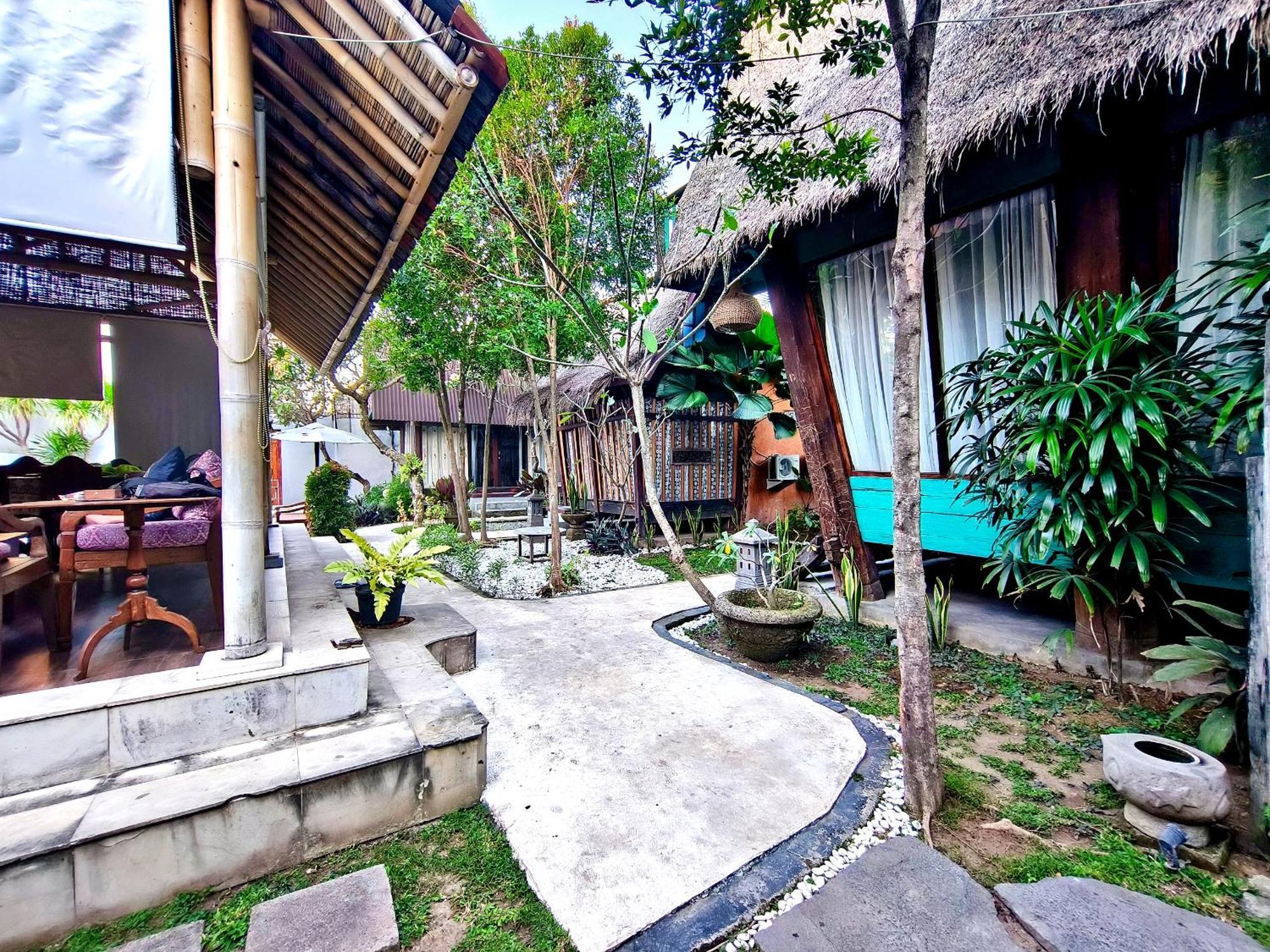 Panda Lumbung Bed & Breakfast Sanur  Bagian luar foto
