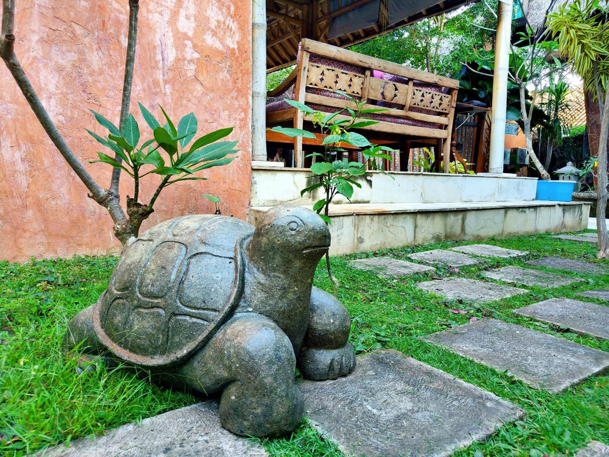 Panda Lumbung Bed & Breakfast Sanur  Bagian luar foto