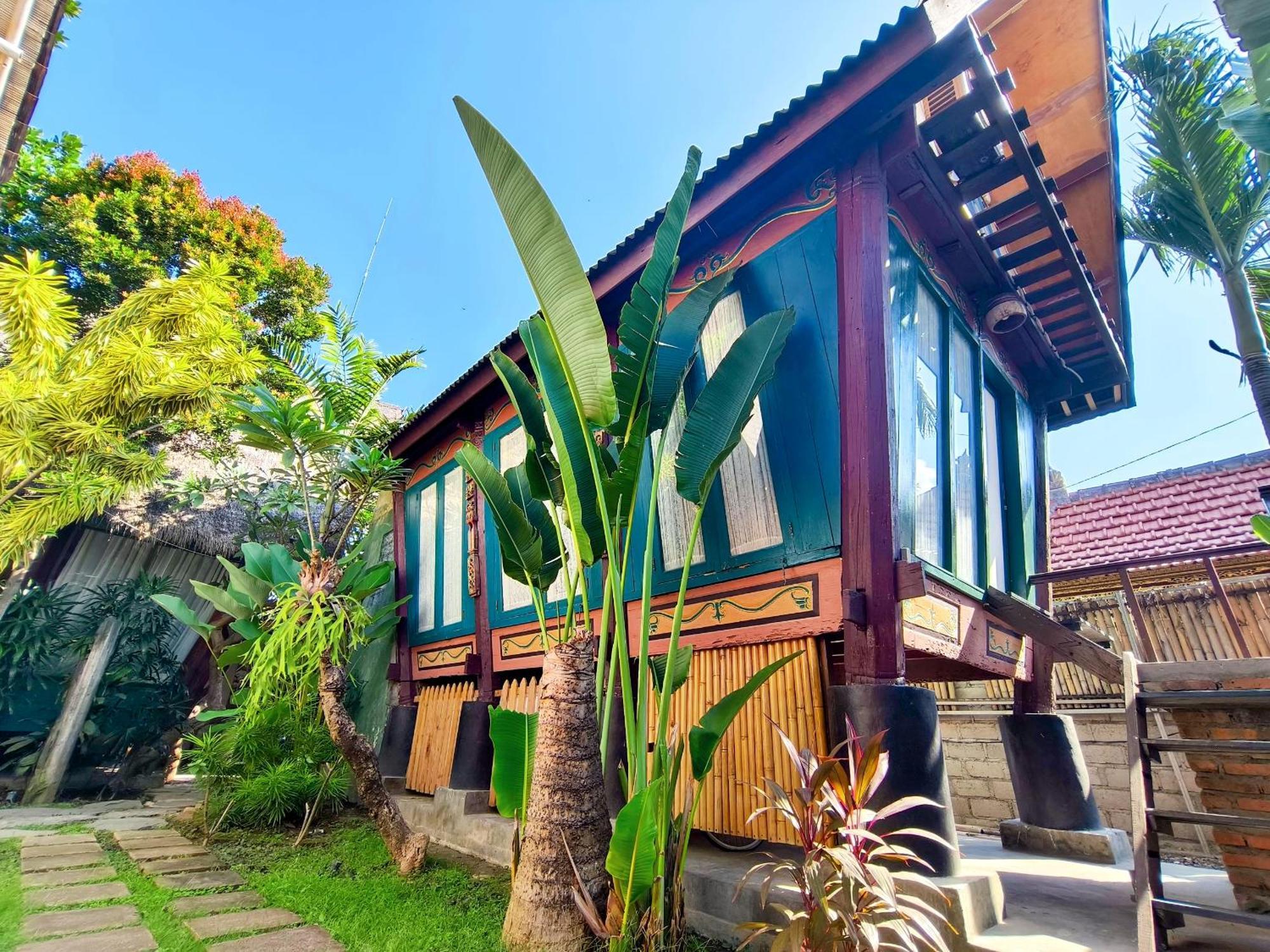 Panda Lumbung Bed & Breakfast Sanur  Bagian luar foto