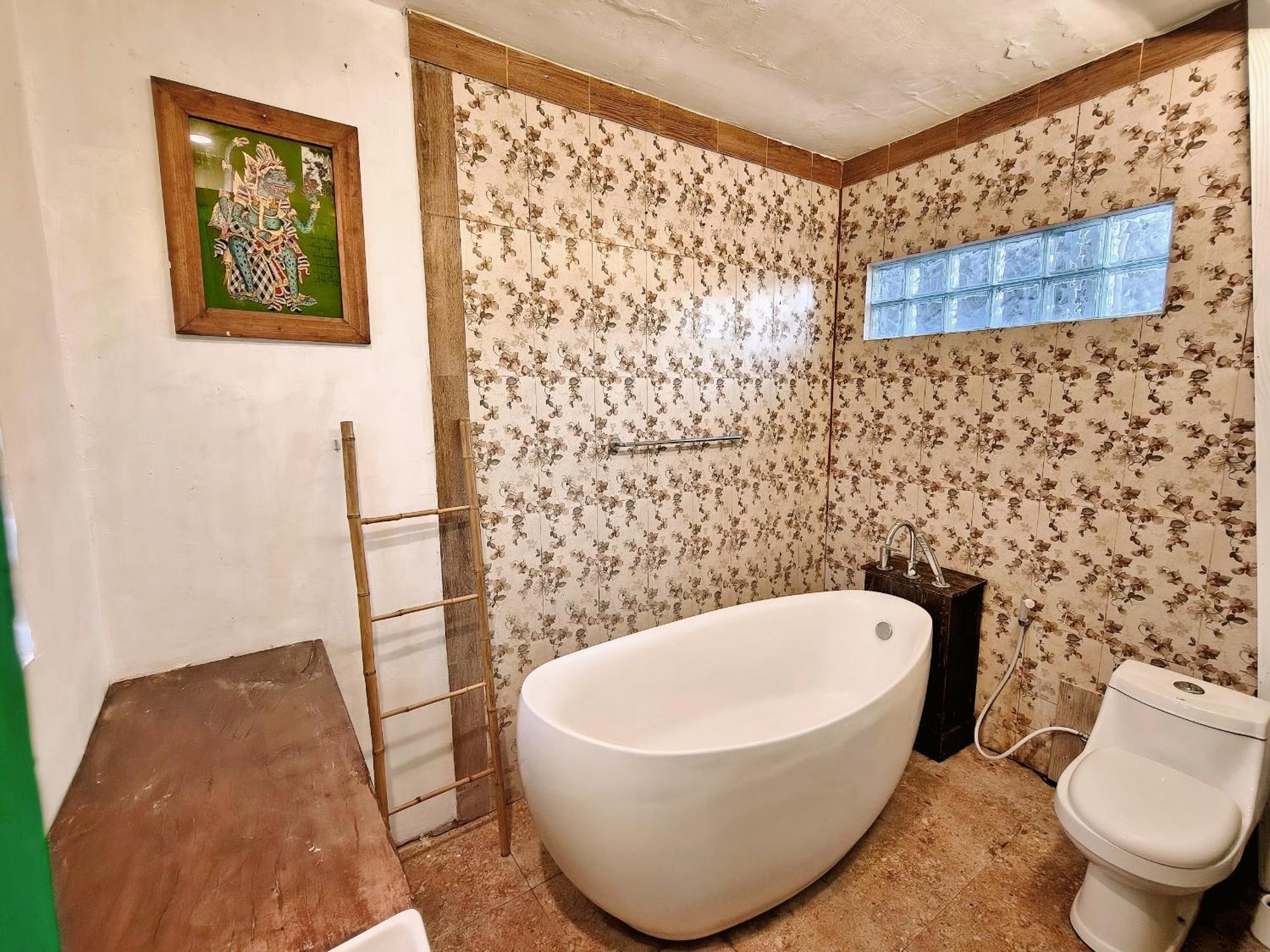 Panda Lumbung Bed & Breakfast Sanur  Bagian luar foto