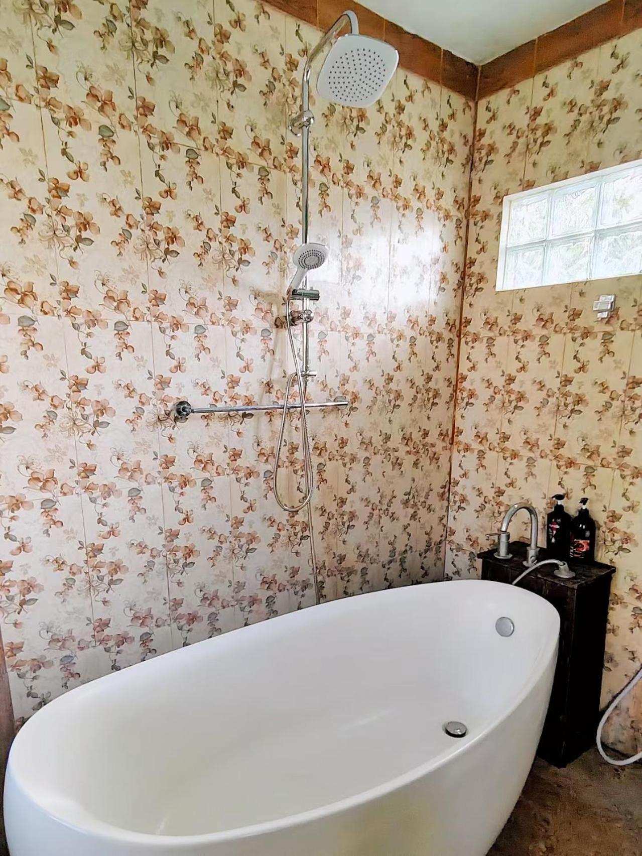 Panda Lumbung Bed & Breakfast Sanur  Bagian luar foto